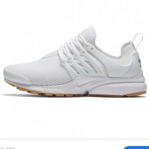 Women air presto all white with yellow gum bottom